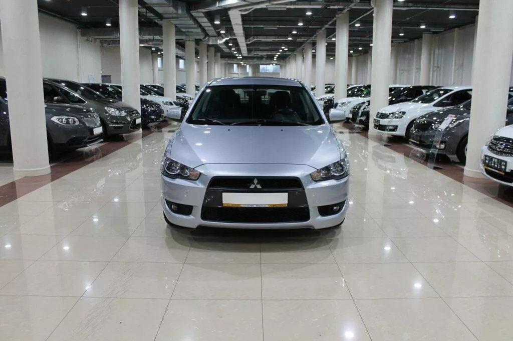 Mitsubishi Lancer