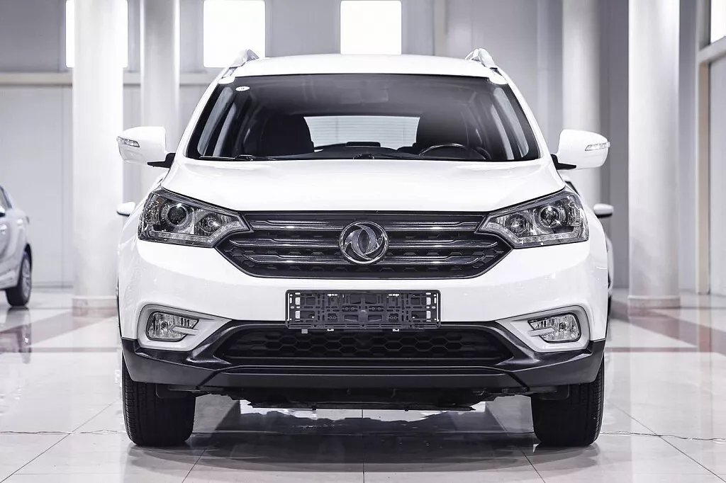 Dongfeng AX7