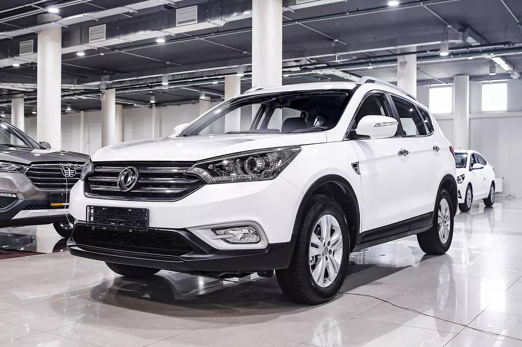 Dongfeng AX7