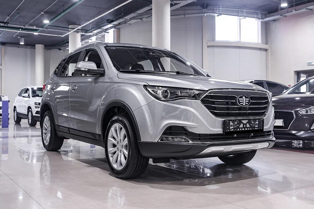 FAW Besturn X40