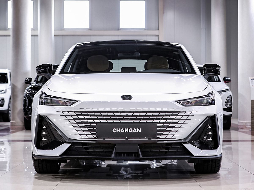 Changan UNI-V