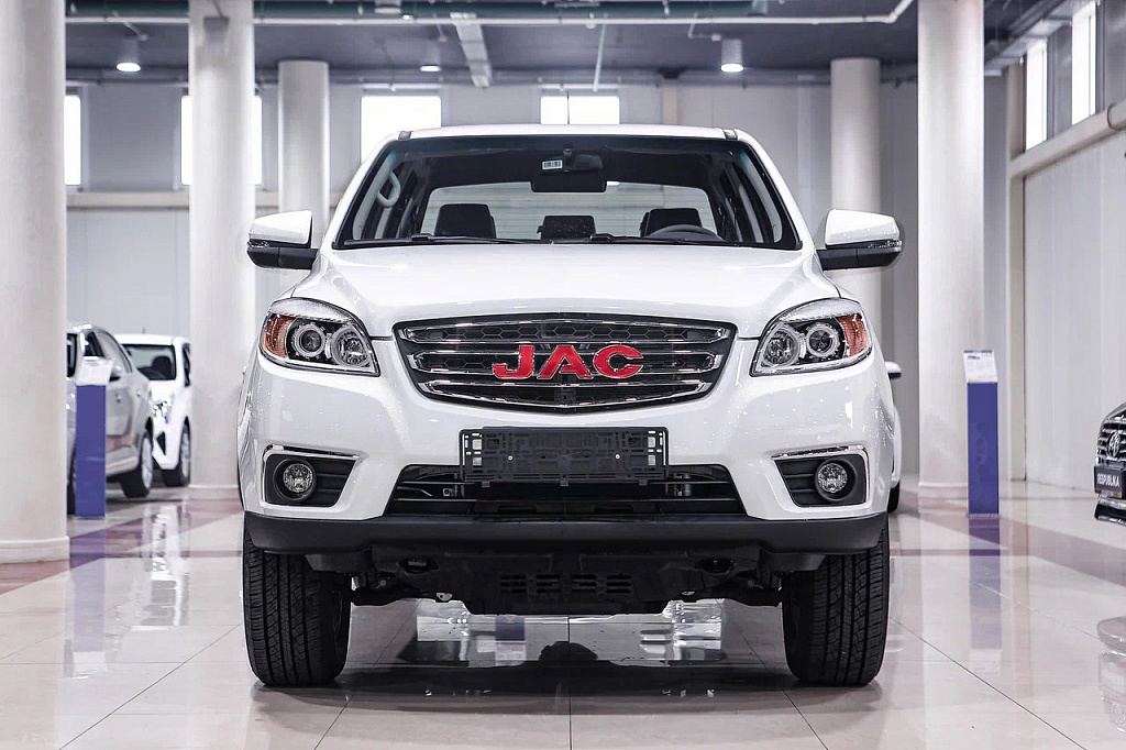 JAC T6